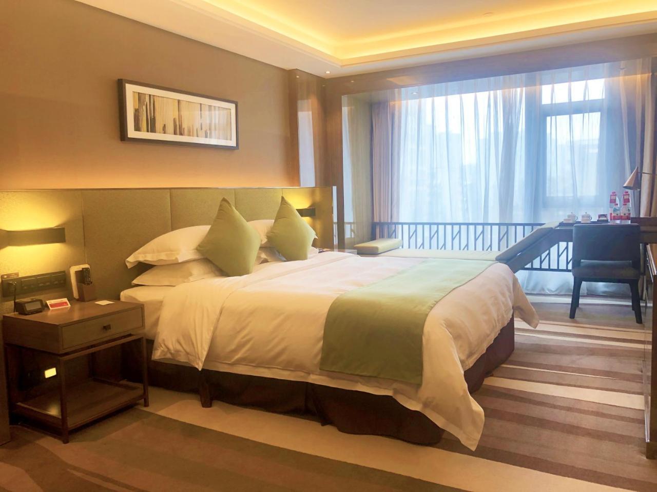 Leshan Ramada Hotel Eksteriør bilde